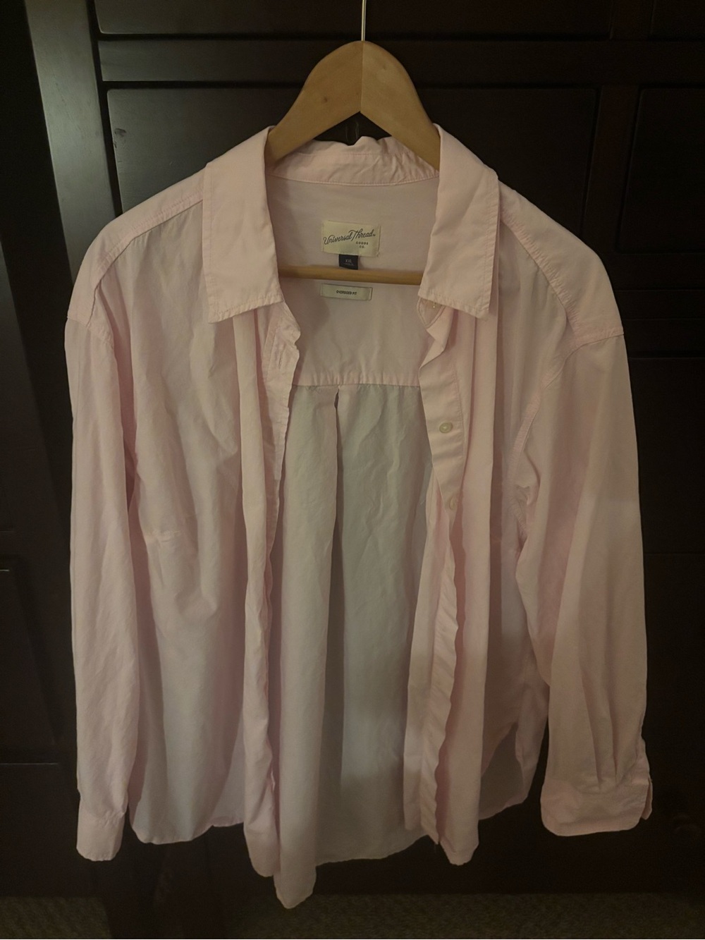 Universal Thread Women’s Button-Down Shirt